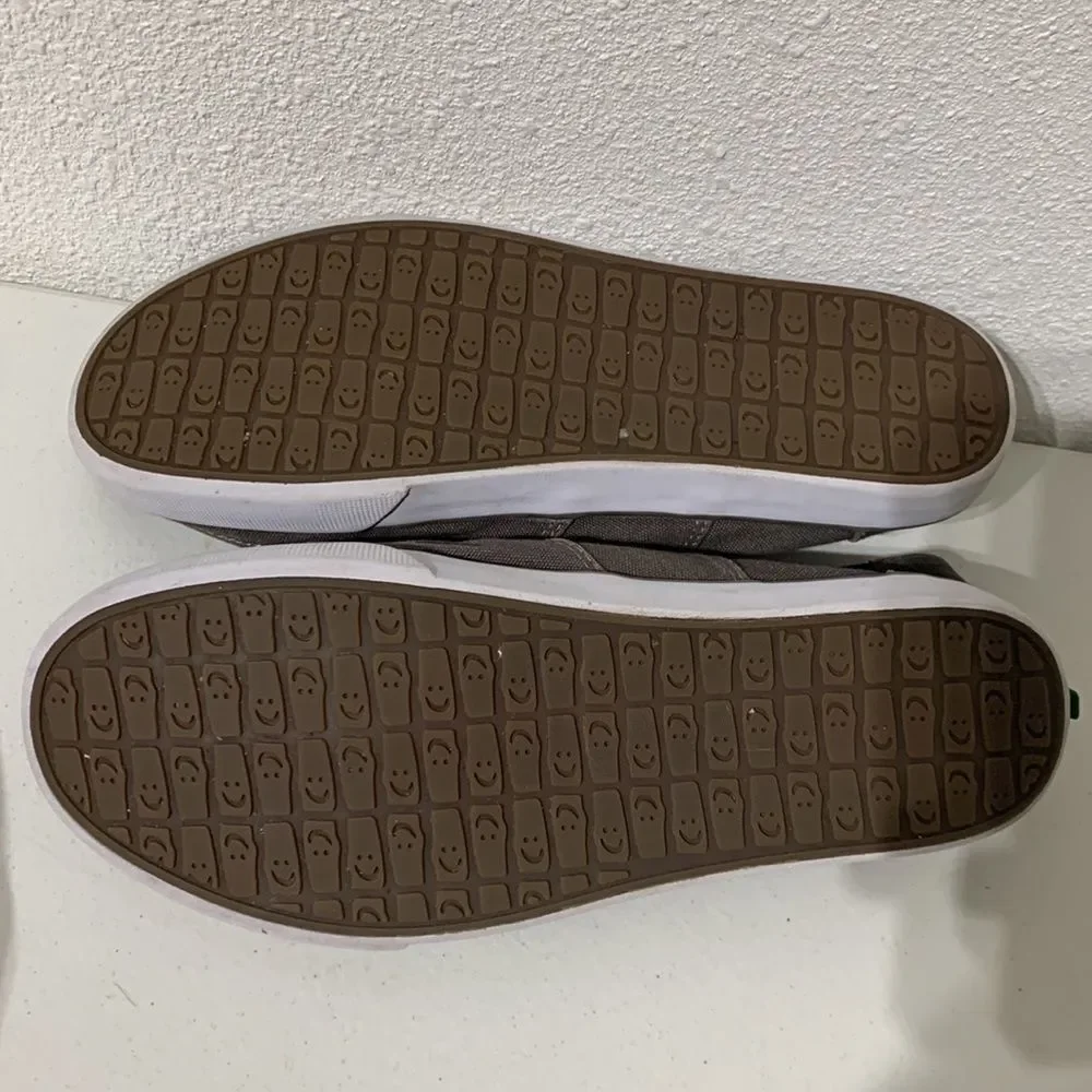 Sanuk Shoes Sz‎ 8 EUR 41